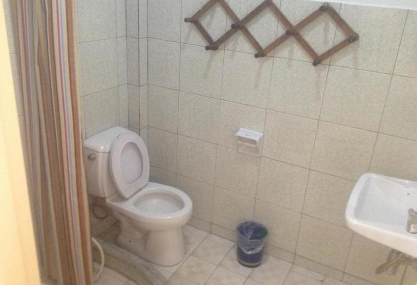 Hostel Baan Bua Guest House 19