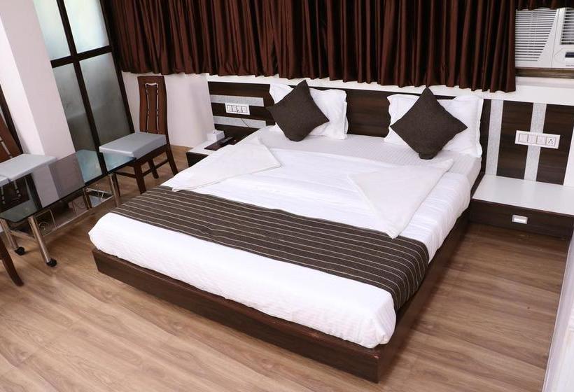 Hotel Regency Vasai 11