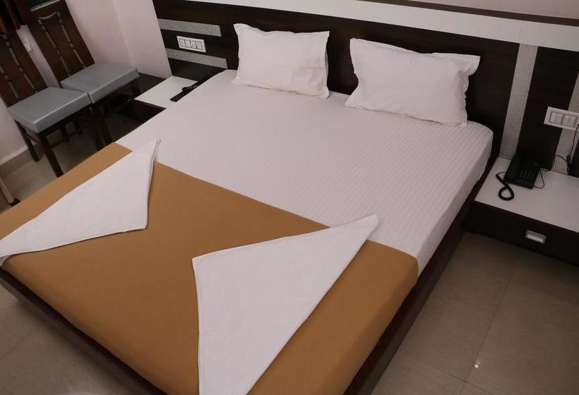 Hotel Regency Vasai 8