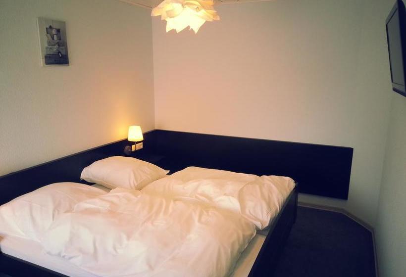 Hotel Garni Treffpunkt 12