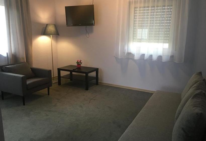 Hotel Garni Treffpunkt 14