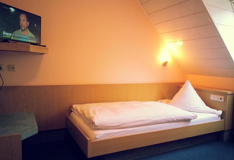 Hotel Garni Treffpunkt 16