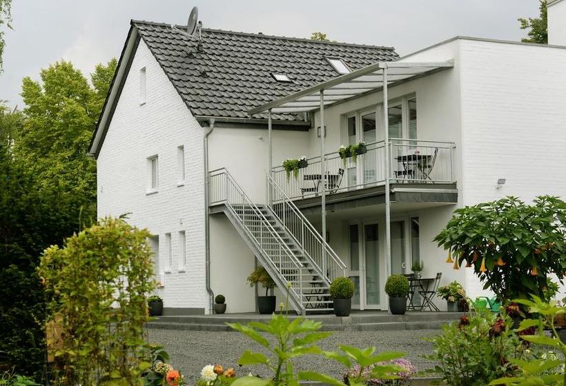 Bed & Breakfast Meerbusch 12