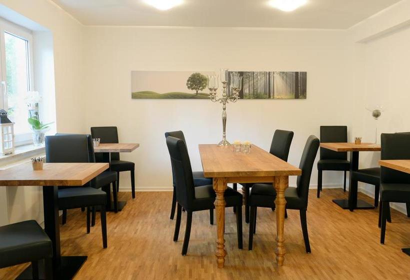 Bed & Breakfast Meerbusch 13