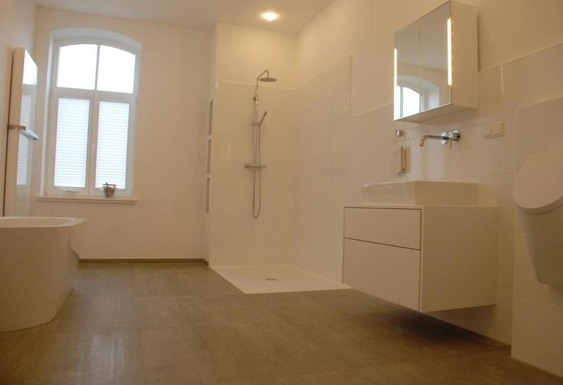 Sweet Clementine B & B 12