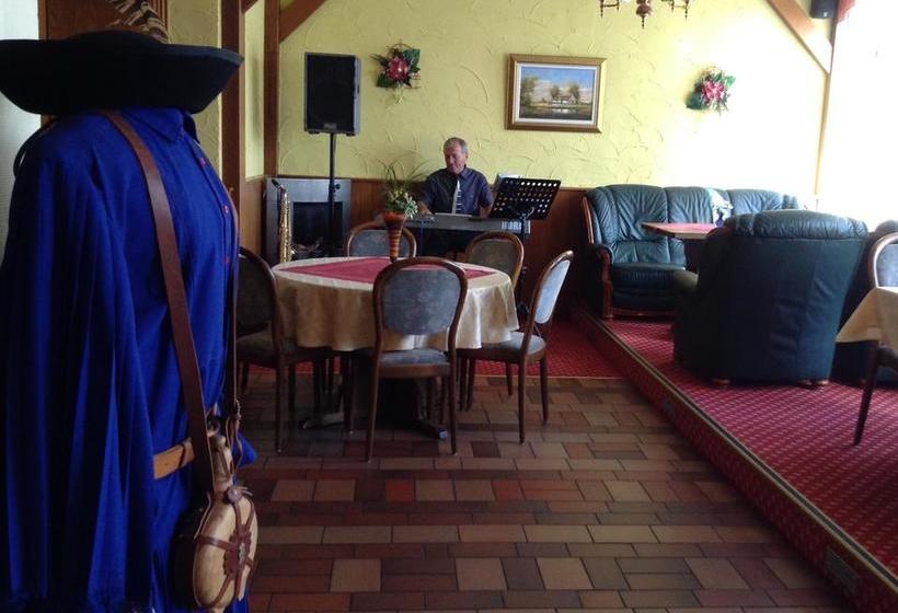 Landhotel Zum Rautenkranz 11