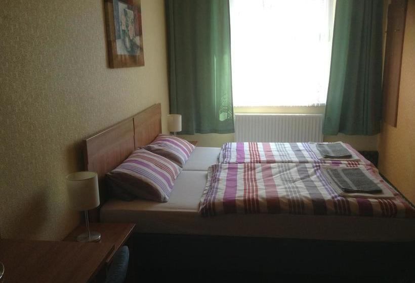 Landhotel Zum Rautenkranz 14