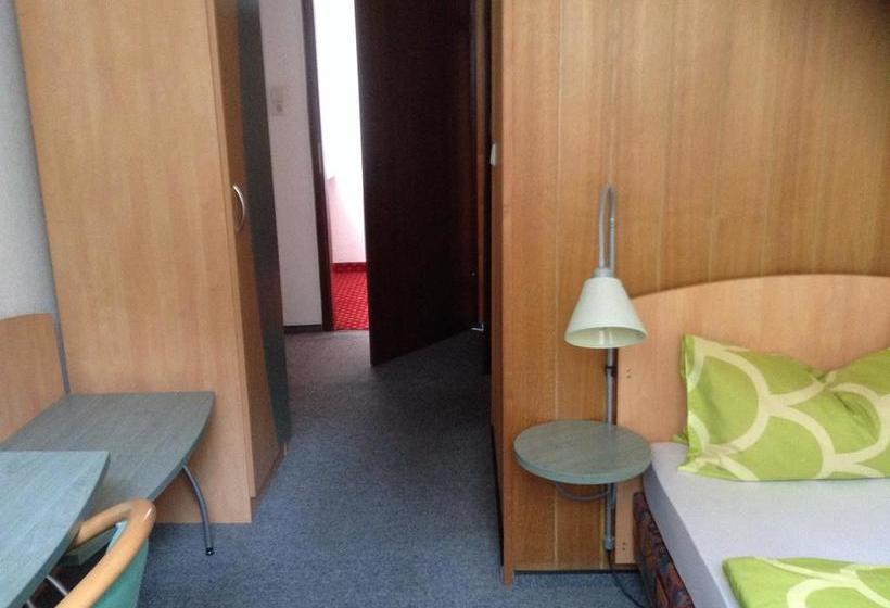 Landhotel Zum Rautenkranz 4