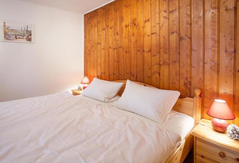 Hotel Pension Tannenheim 18