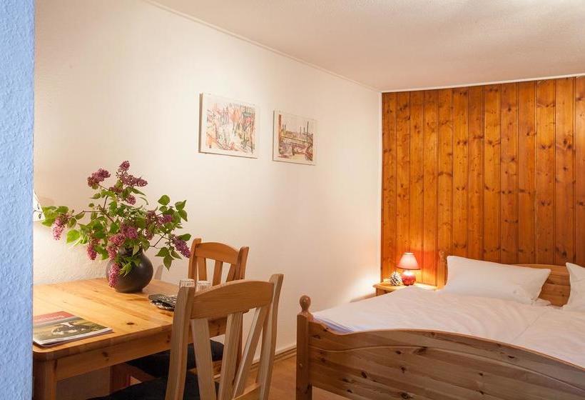 Hotel Pension Tannenheim 20