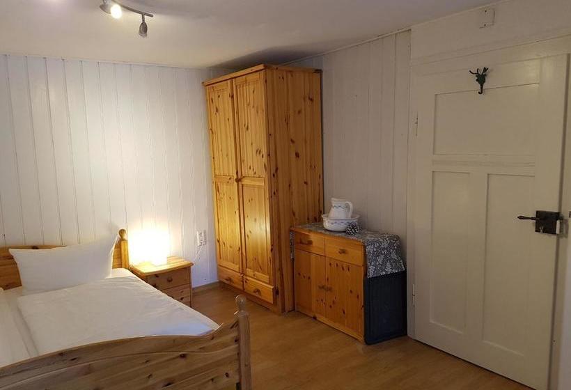 Hotel Pension Tannenheim 6