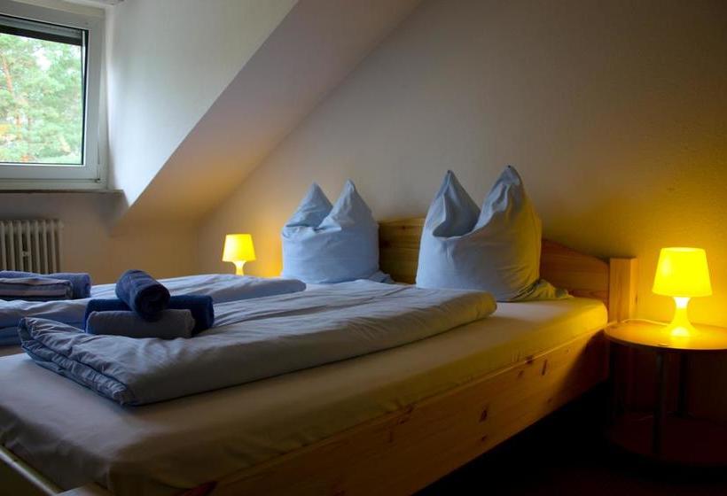 Bed & Breakfast Gästehaus Am Heussplatz 7