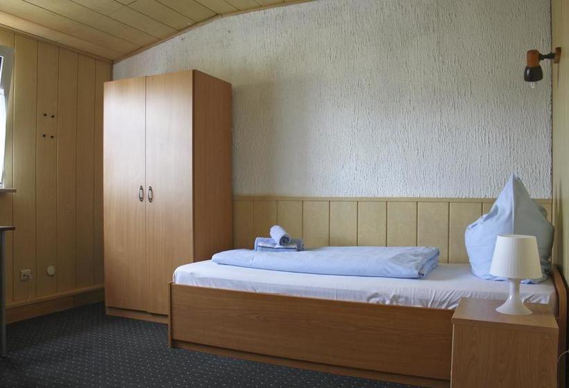 Bed & Breakfast Gästehaus Am Heussplatz 9