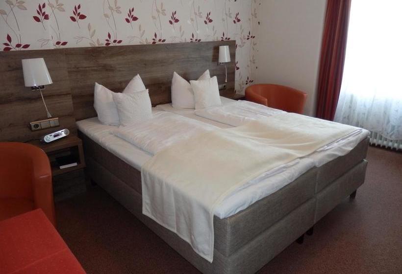 Hotel Rheinischer Hof 12