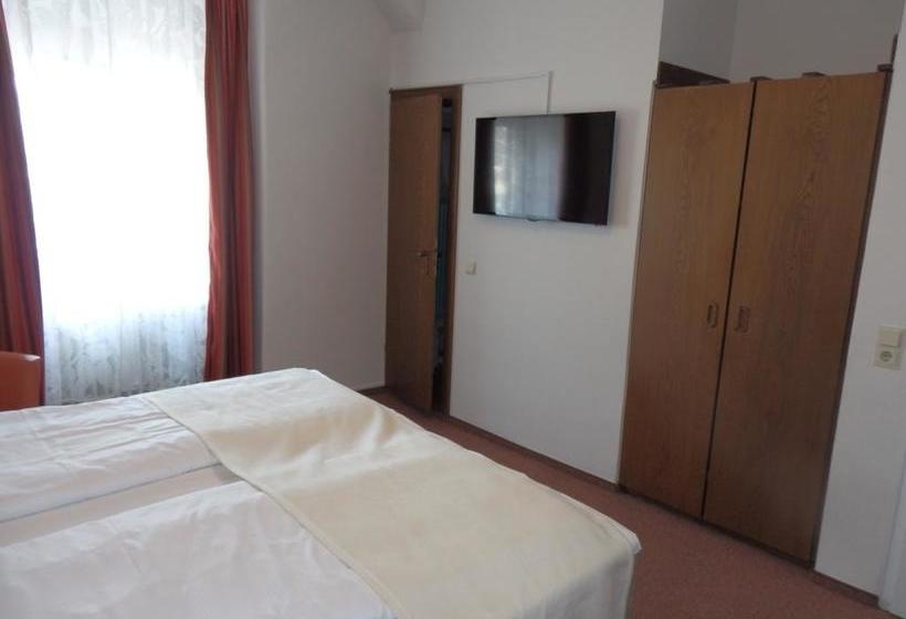 Hotel Rheinischer Hof 14