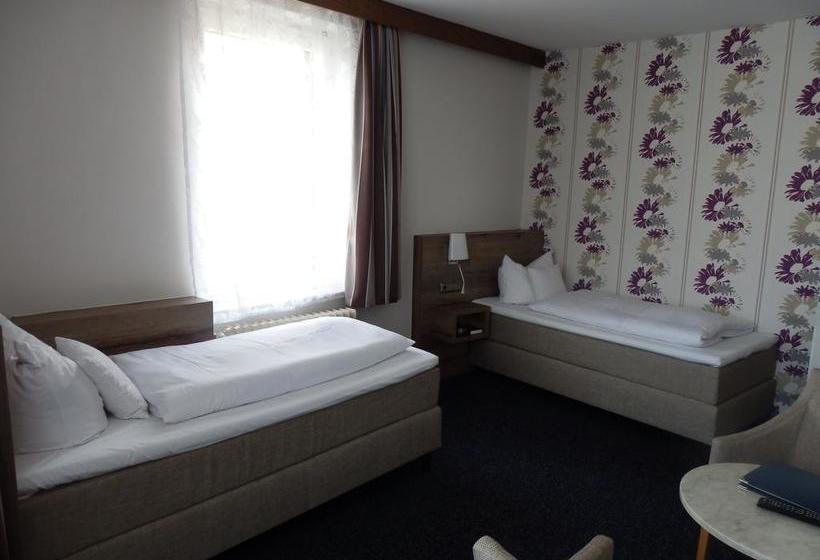 Hotel Rheinischer Hof 6