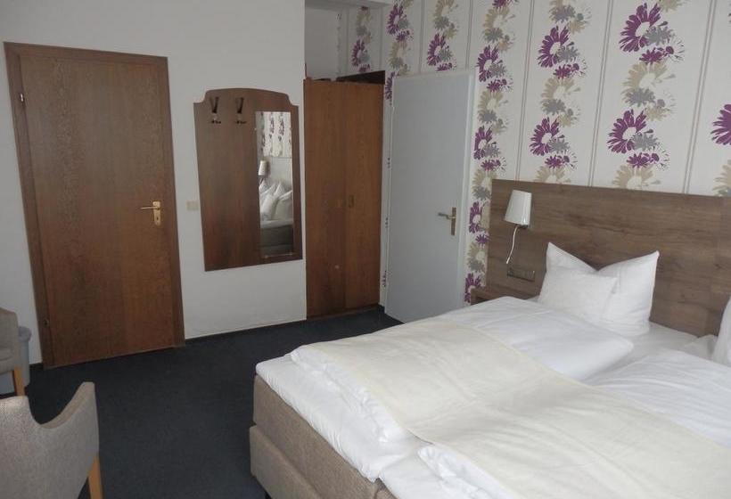 Hotel Rheinischer Hof 8