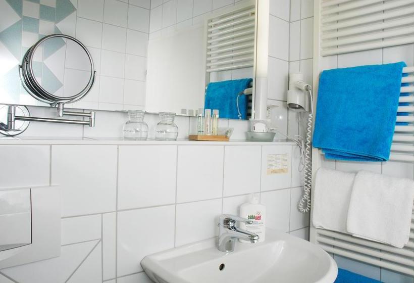 Hotel Gästehaus Clüsserathweiler 10