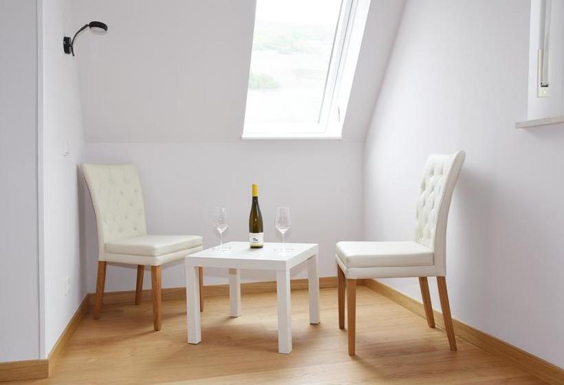 Hotel Gästehaus Clüsserathweiler 13