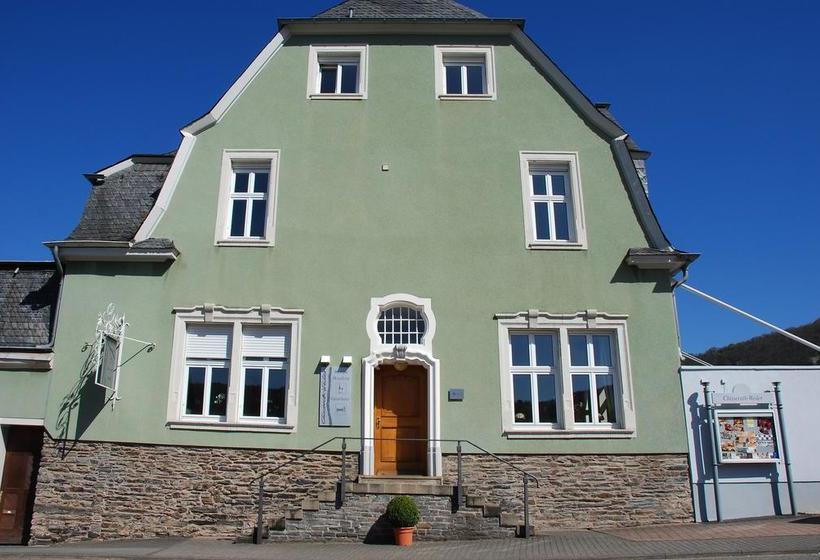 Hotel Gästehaus Clüsserathweiler 16