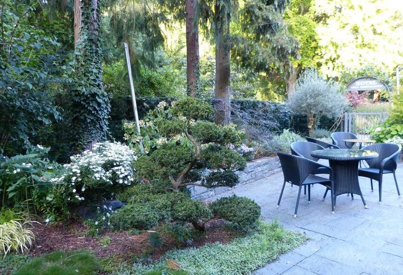 Hotel Garni Villa Rosengarten 13