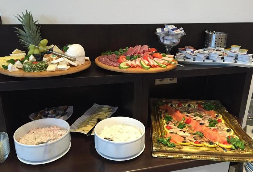 Hotel Restaurant Goldene Henne 9