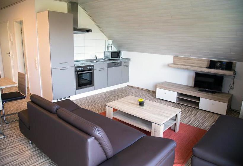 Hotel Gasthaus Lamm Garni 11