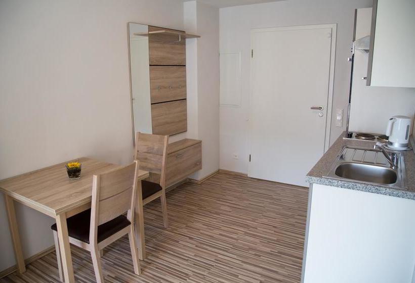 Hotel Gasthaus Lamm Garni 12