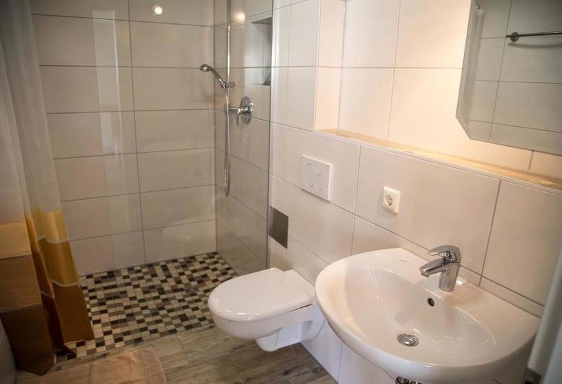 Hotel Gasthaus Lamm Garni 14