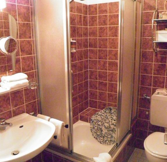 Bed & Breakfast Gasthof Walhalja 12