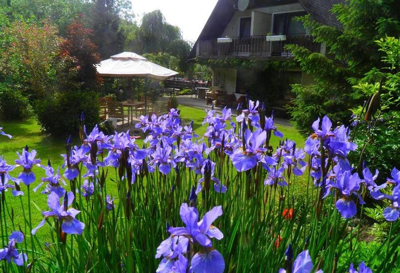 Bed & Breakfast Gasthof Walhalja 15