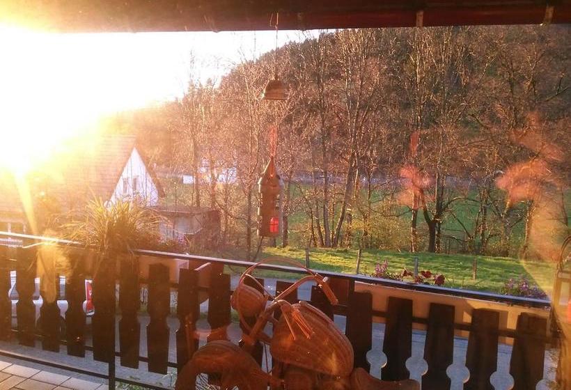 Bed & Breakfast Gasthof Walhalja 18