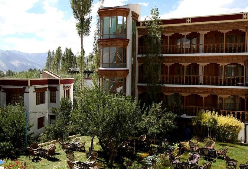 Hotel Royal Palace Jammu y Cachemira