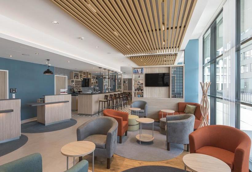 Hotel Holiday Inn Express Freiburg - City Centre 2