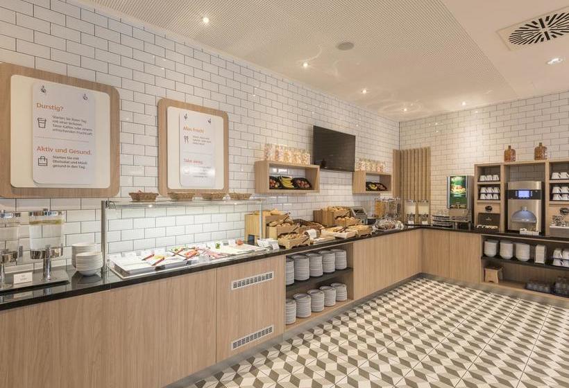 Hotel Holiday Inn Express Freiburg - City Centre 7