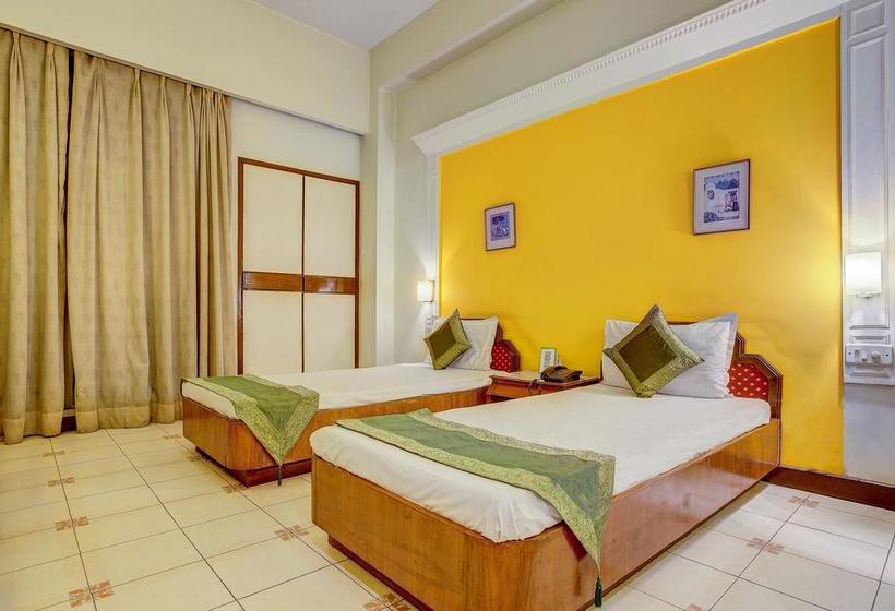 Hotel Ajanta Continental 10