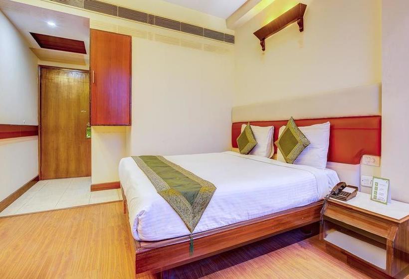 Hotel Ajanta Continental 14