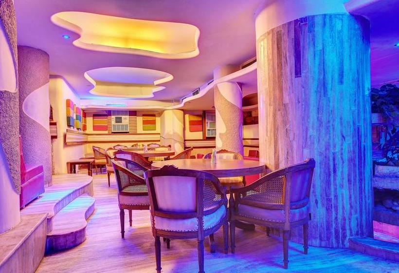 Hotel Ajanta Continental 19