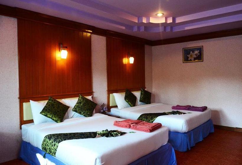 Phi Phi Don Chukit Resort 5