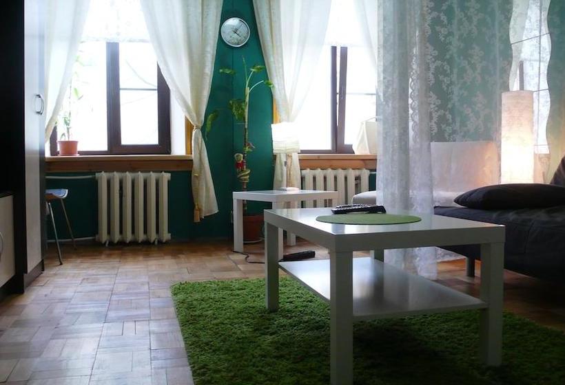 Hotel Students Rooms Na Maloy Pushkarskoy - Hostel 7