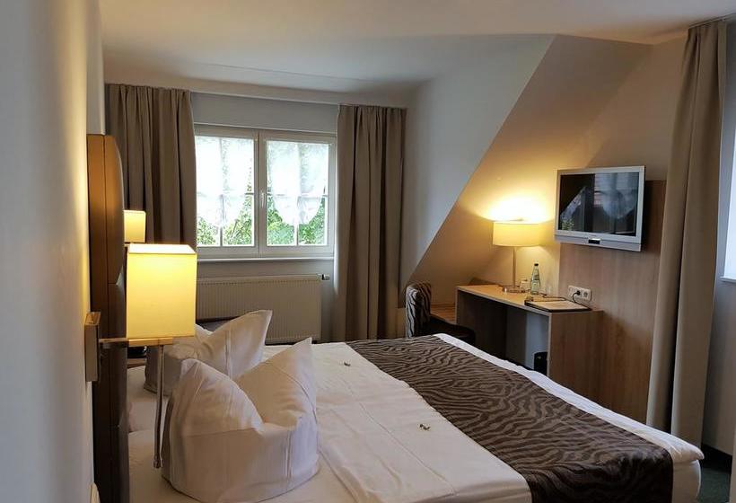 Hotel Zum Erbgericht 10