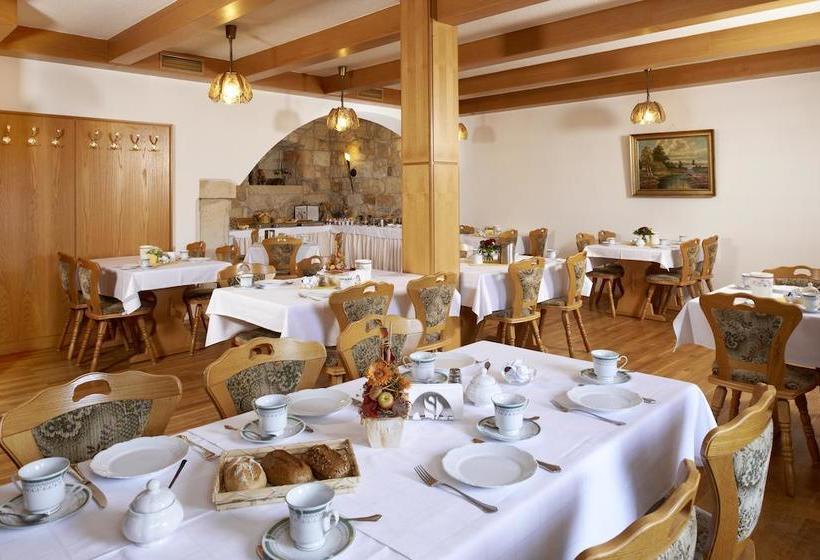 Hotel Zum Erbgericht 12