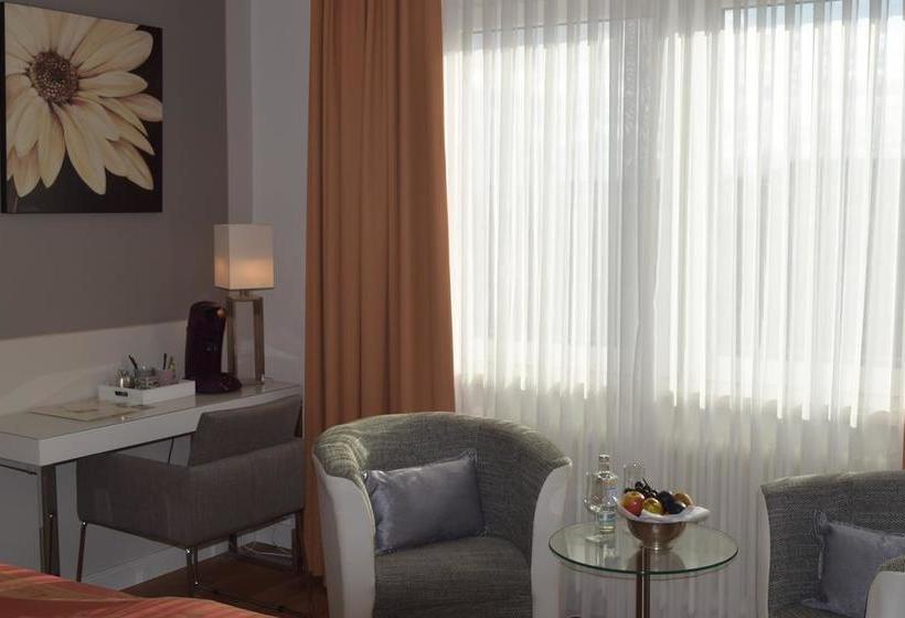 Hotel Zum Kronprinzen 10