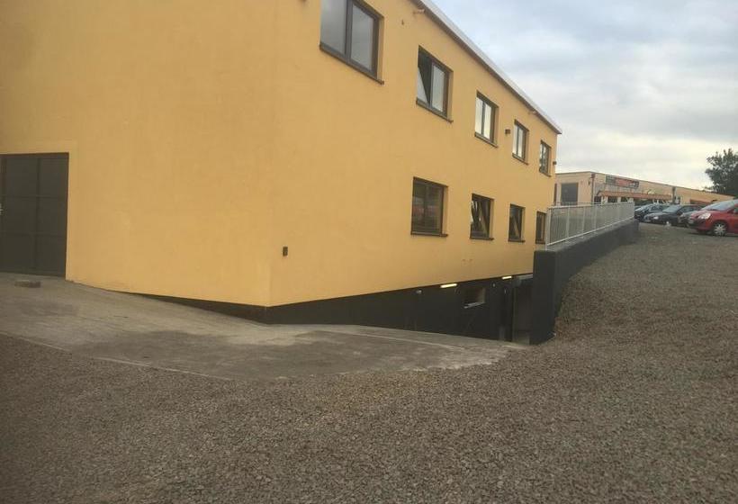 SunnyŽs Hotel & Residence 8