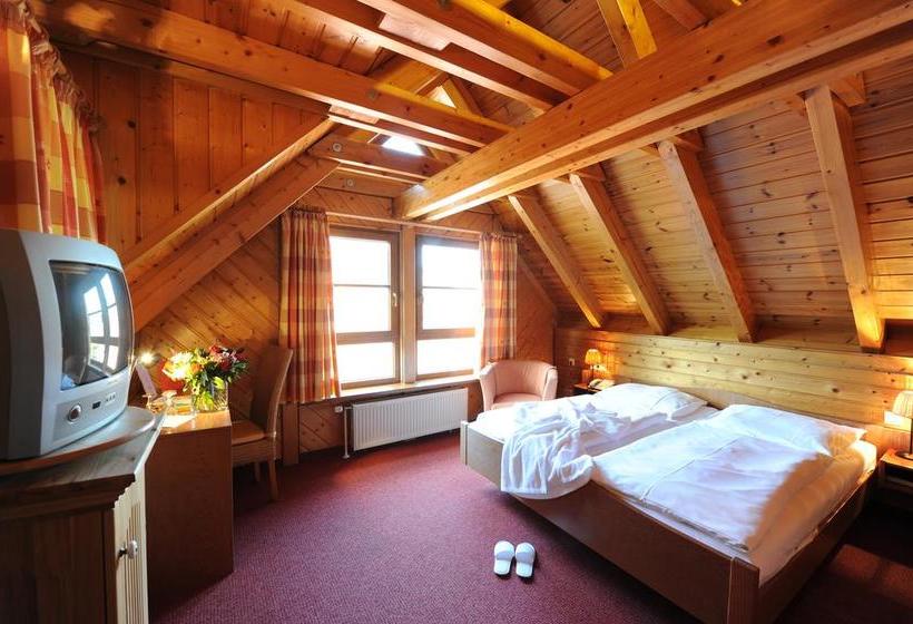 Landhotel Gasthof Krone 11