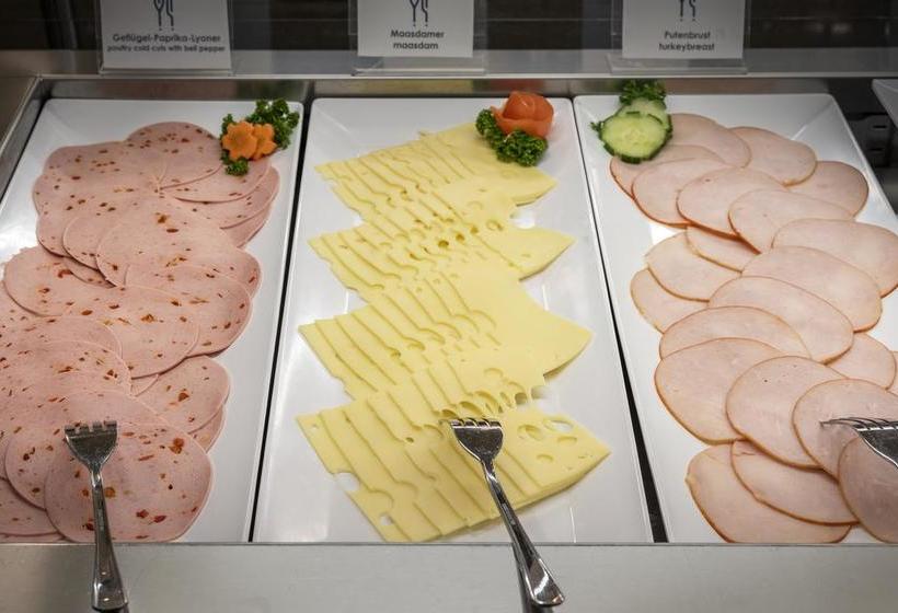 Hotel Holiday Inn Express Cologne City Centre 12