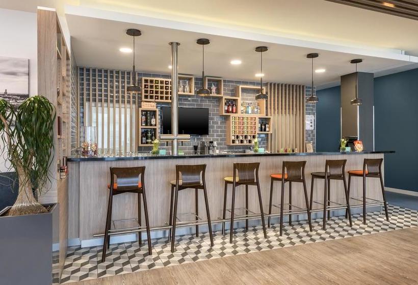 Hotel Holiday Inn Express Cologne City Centre 15