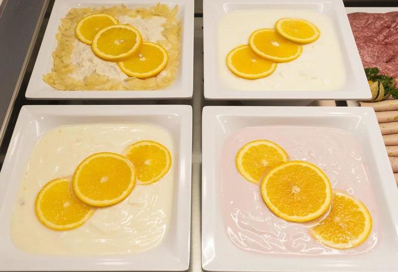 Hotel Holiday Inn Express Cologne City Centre 18