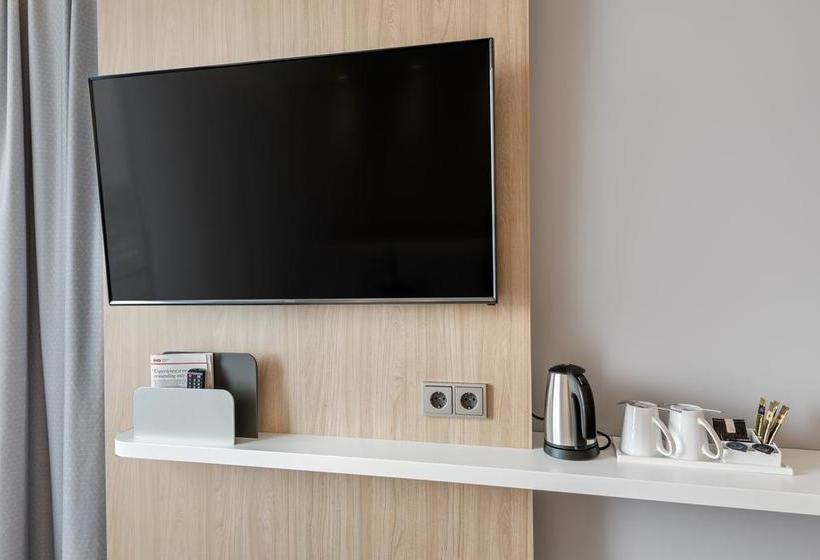 Hotel Holiday Inn Express Cologne City Centre 4