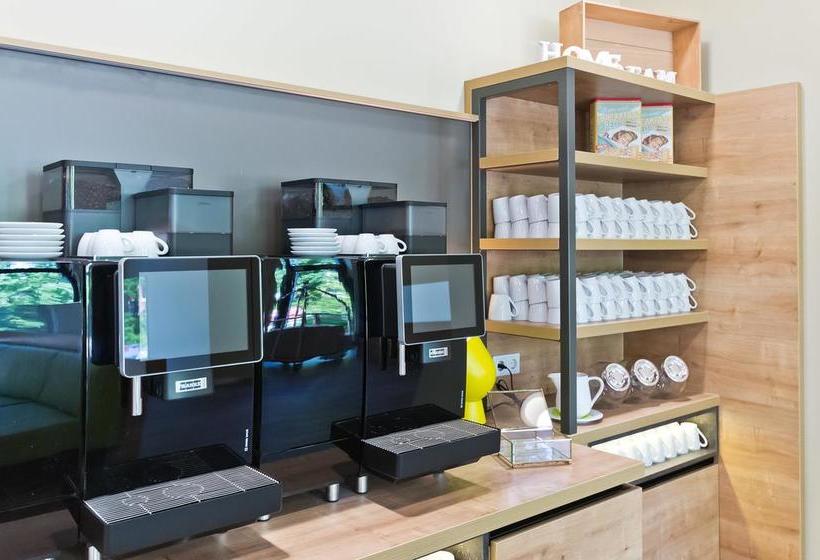 Hotel Super 8 Freiburg 15